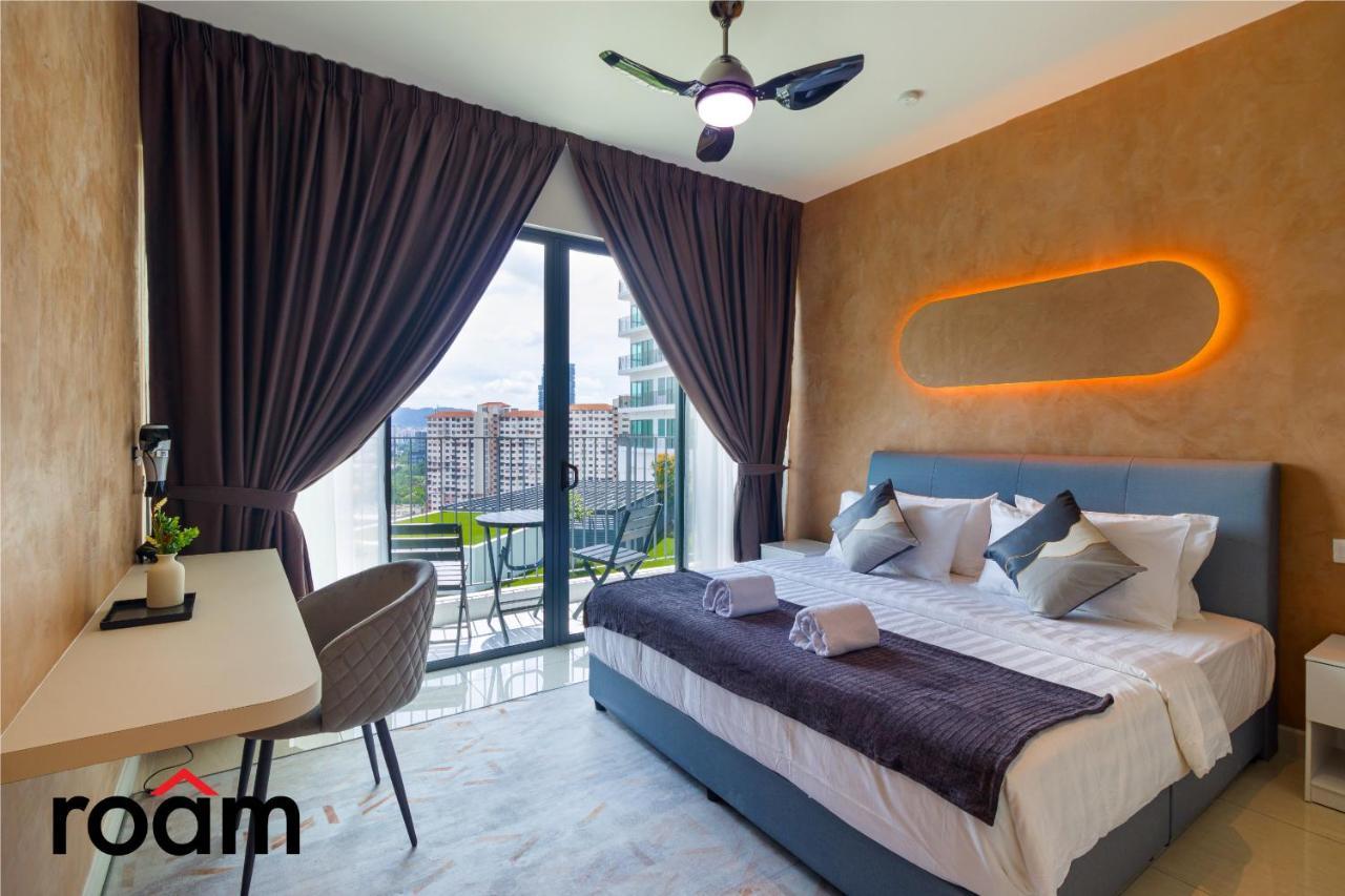 Datum Jelatek Sky Kuala Lumpur, Roam *