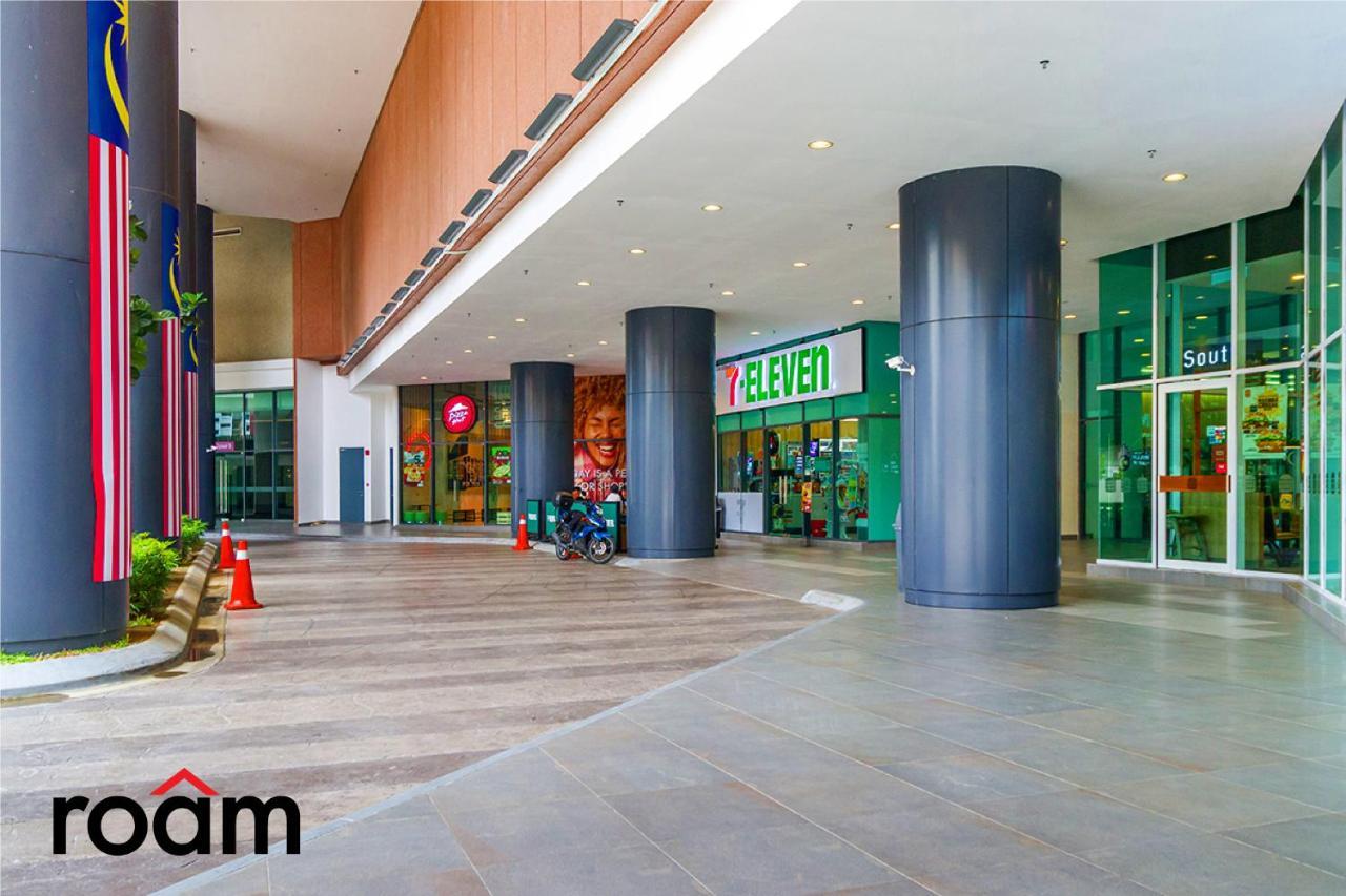 Datum Jelatek Sky Kuala Lumpur, Roam *