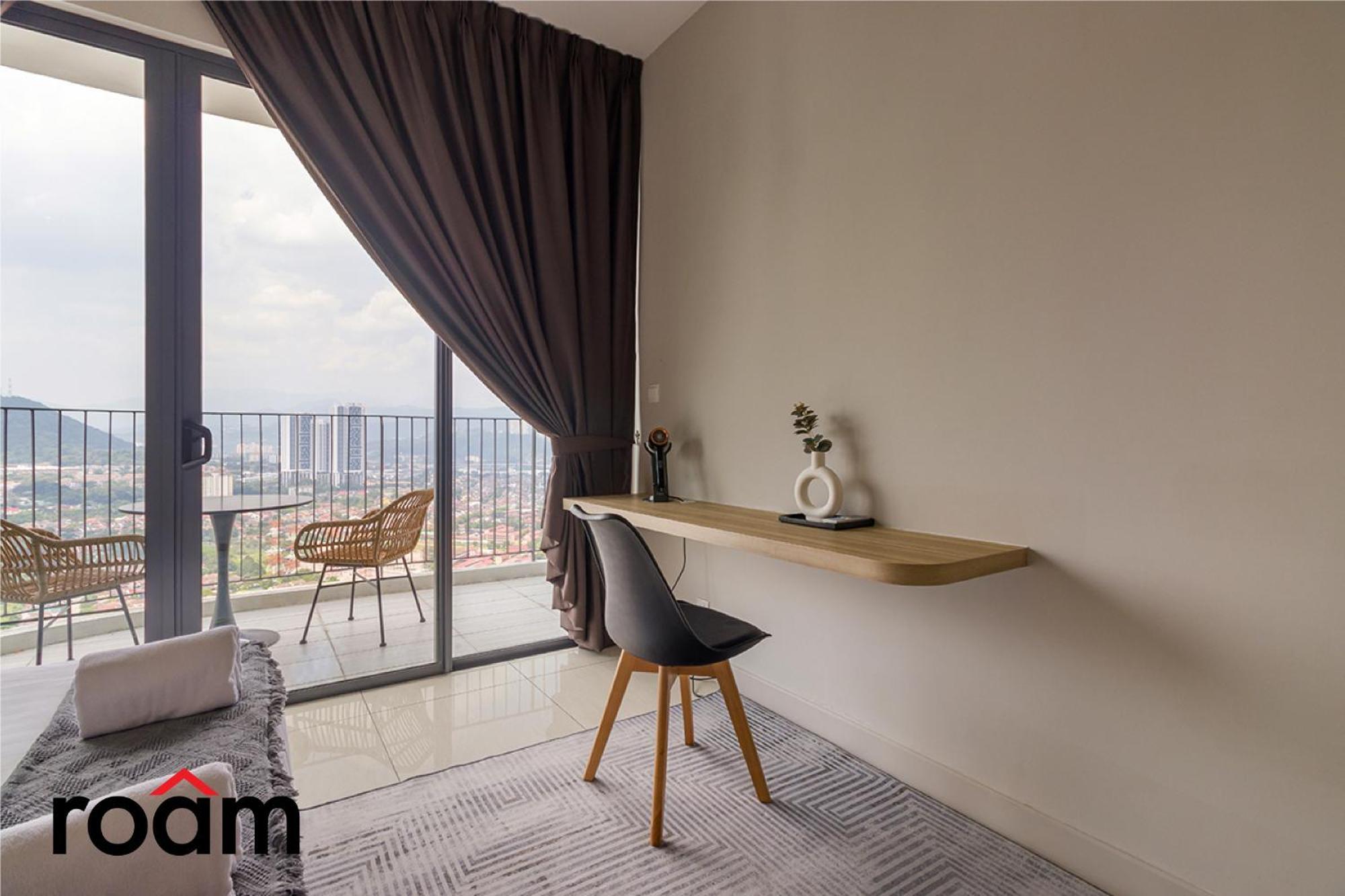 Datum Jelatek Sky Kuala Lumpur, Roam *